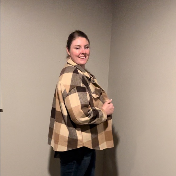 Super thick plaid shacket! - Picture 3 of 5